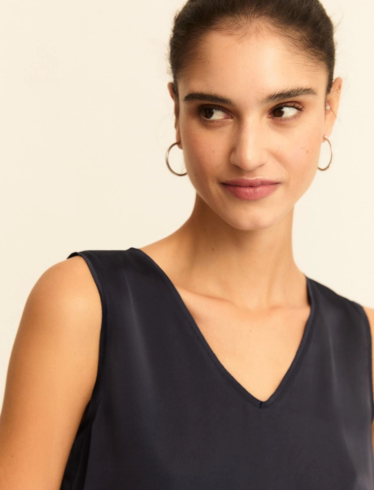 Top Emme in Raso con Dettagli in Georgette - Blu