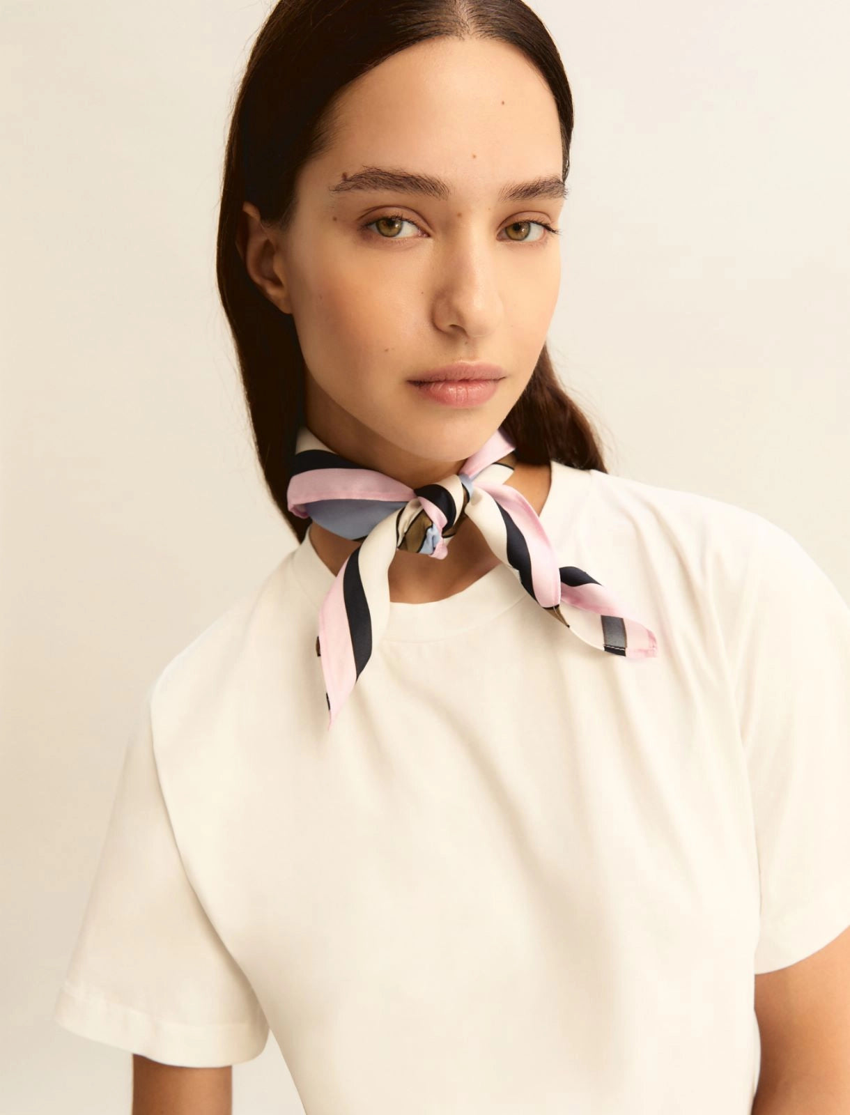 T-shirt in jersey Emme con Foulard - Bianco