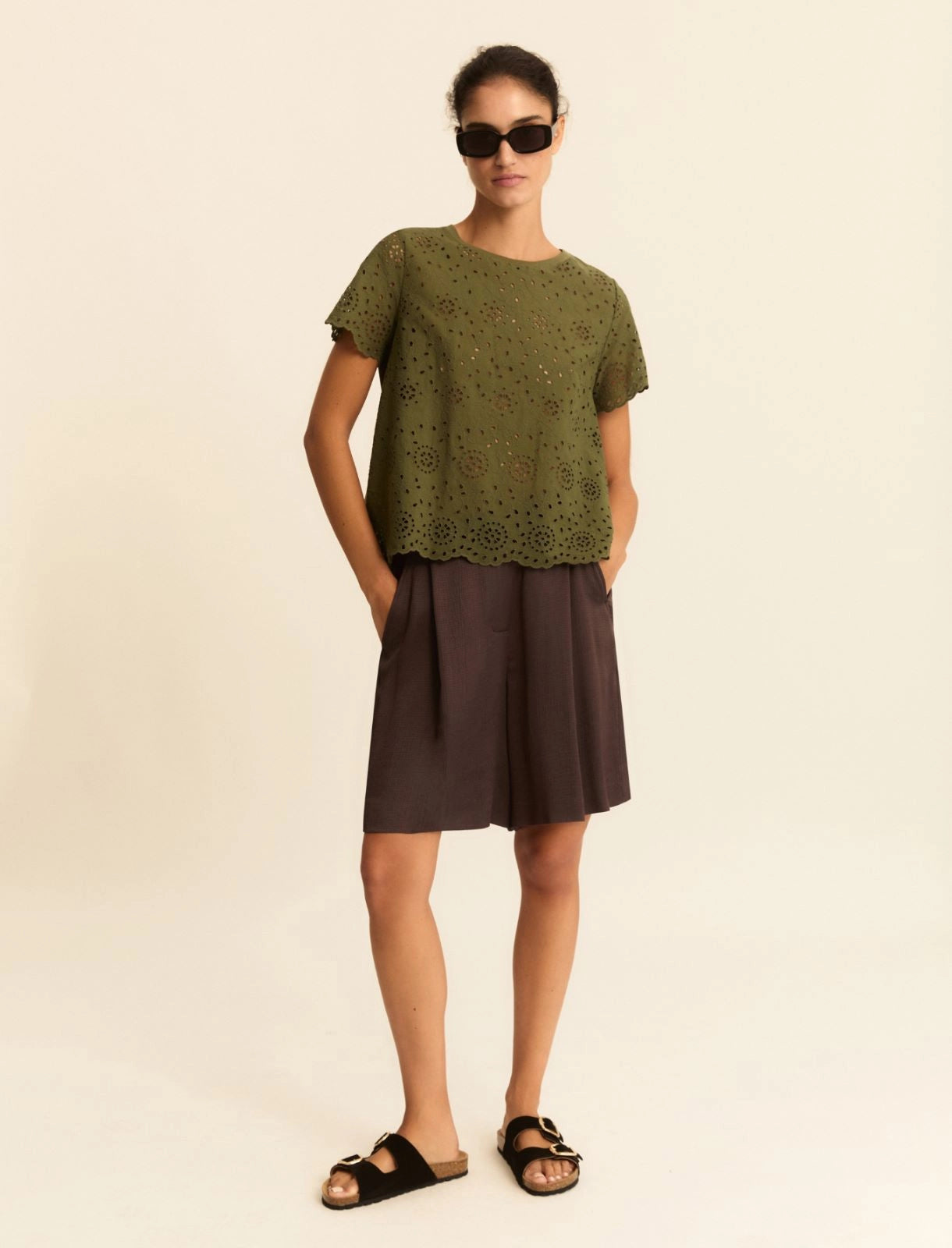 T-shirt Emme in Sangallo con Retro in Jersey - Verde Militare