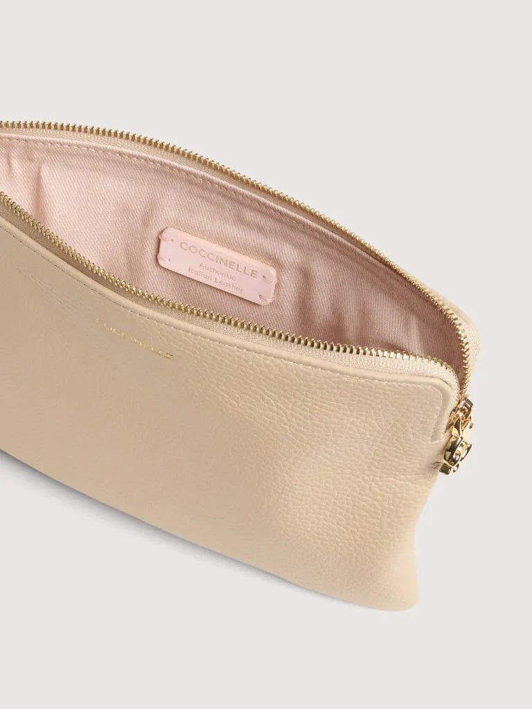 Pochette Coccinelle C-Me Softy Medium - Sandshell