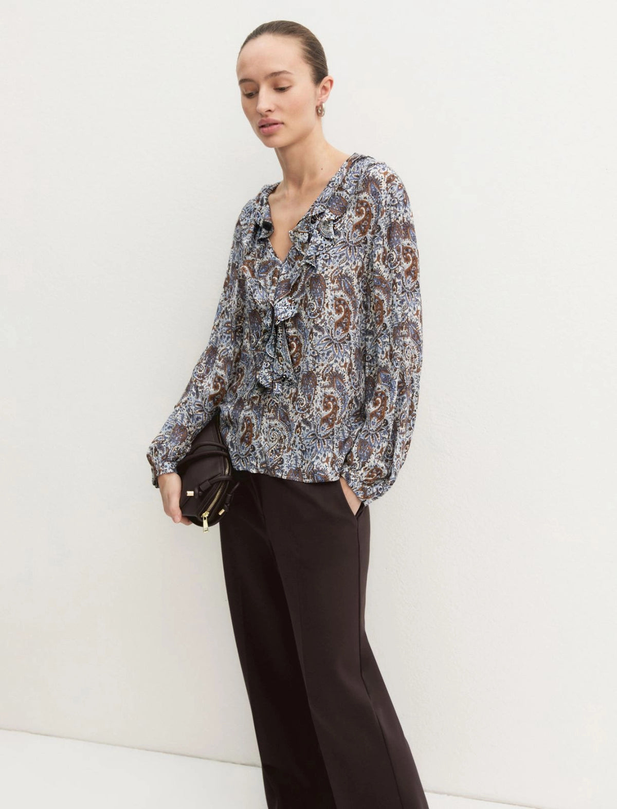 Blusa con volant - BIANCO LANA